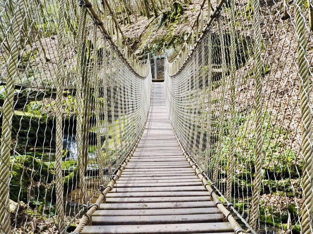 Hängebrücken auf dem Römerpfad in der Eifel